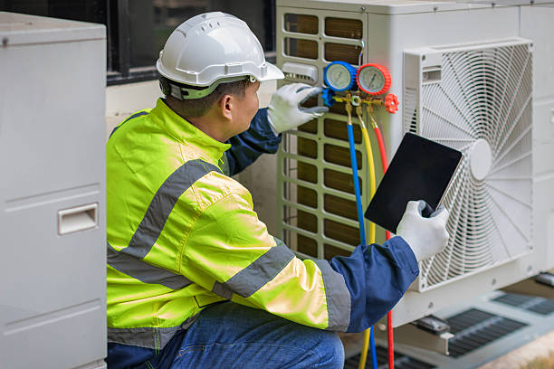 Professional Hvac technician working in Sherman, TX